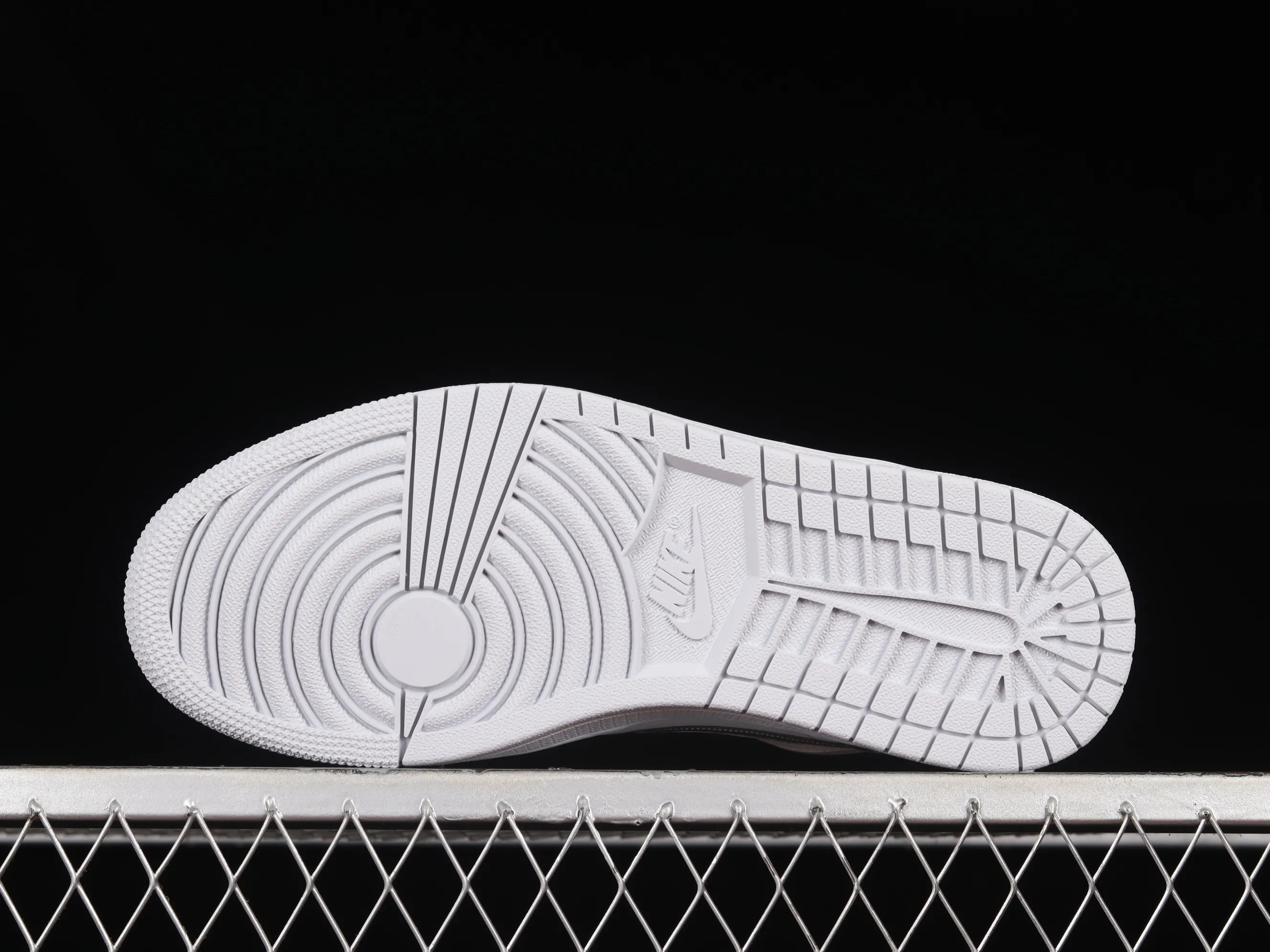 All categories Air Jordan Jordan series basketball shoes Air Jordan 1 Low Air Jordan 1 Low "Tear-Away" AJ1 AJ1 Joe 1 white laser Tear-Away low-top basketball shoes DX6070-101